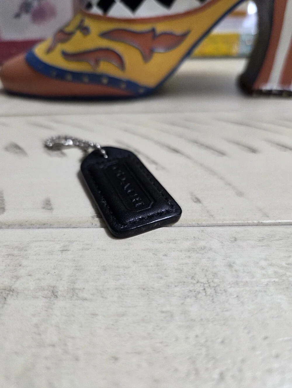 Coach Black Leather HangTag, EUC